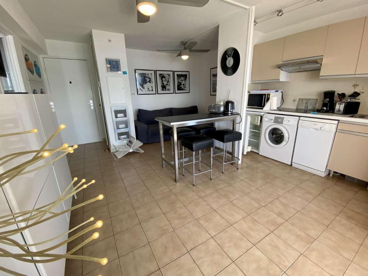 Superbe Apt 2P Front De Mer Pour 4 Pers Avec Terrasse - Cavalaire-Sur-Mer - Fr-1-226B-162 المظهر الخارجي الصورة